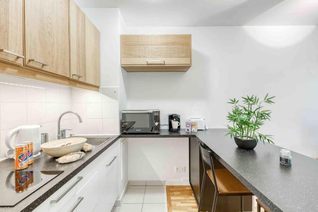 ווילג'וף Appartement Moderne, Metro 7, Parking Et Jardin מראה חיצוני תמונה