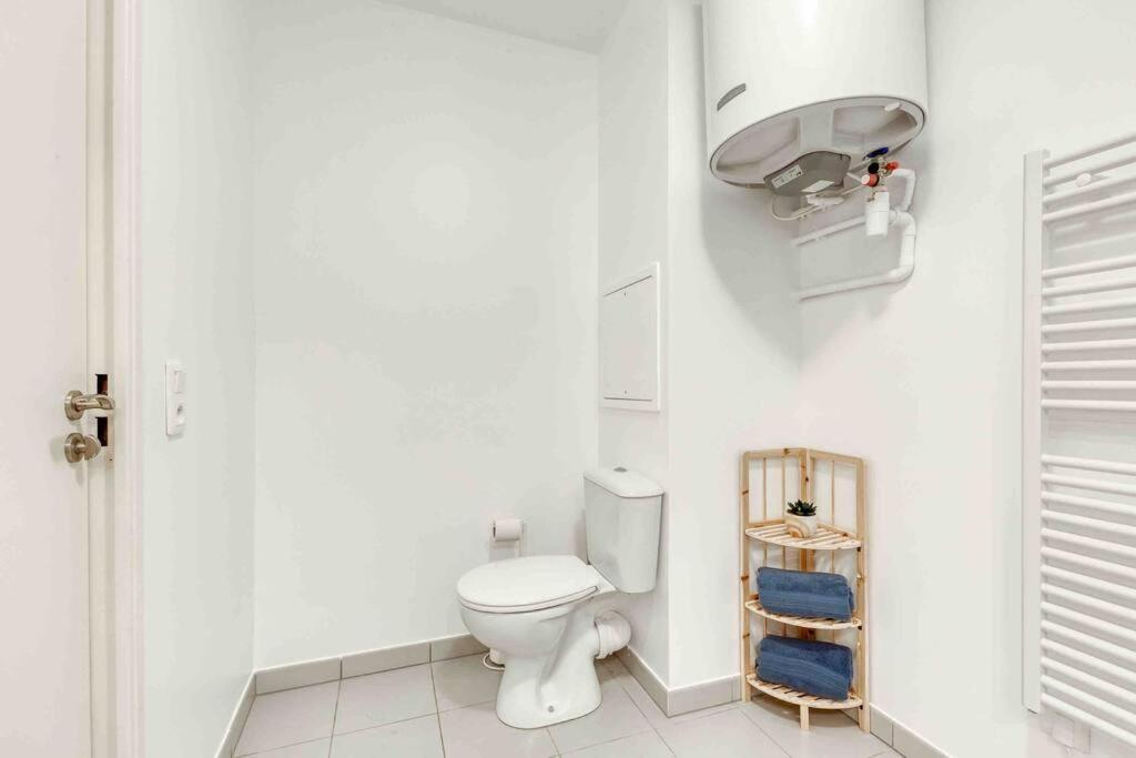 ווילג'וף Appartement Moderne, Metro 7, Parking Et Jardin מראה חיצוני תמונה