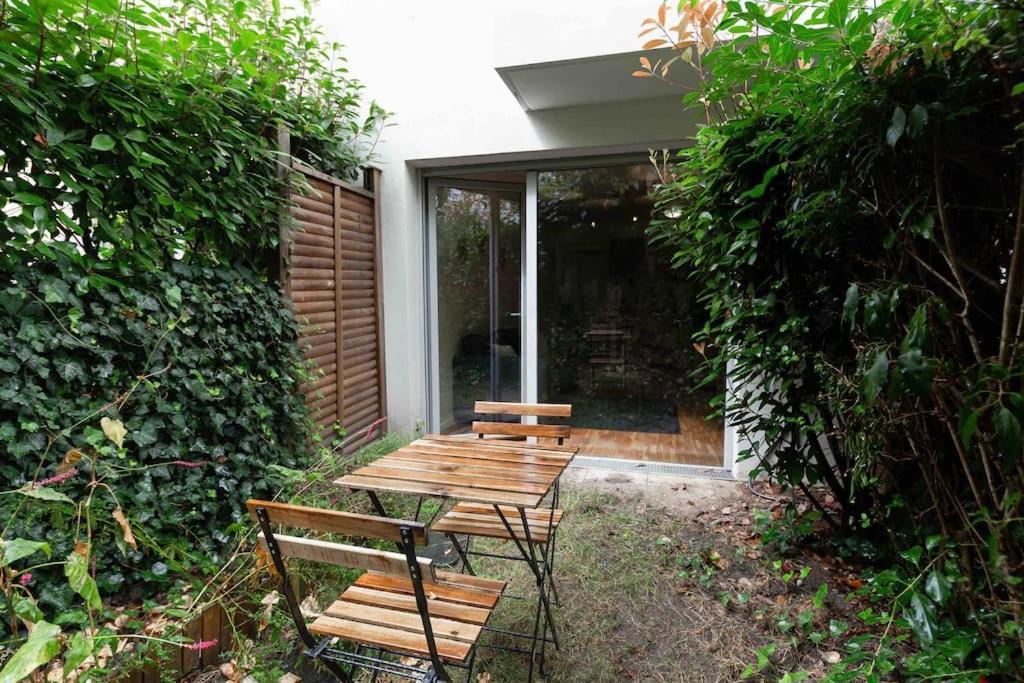 ווילג'וף Appartement Moderne, Metro 7, Parking Et Jardin מראה חיצוני תמונה